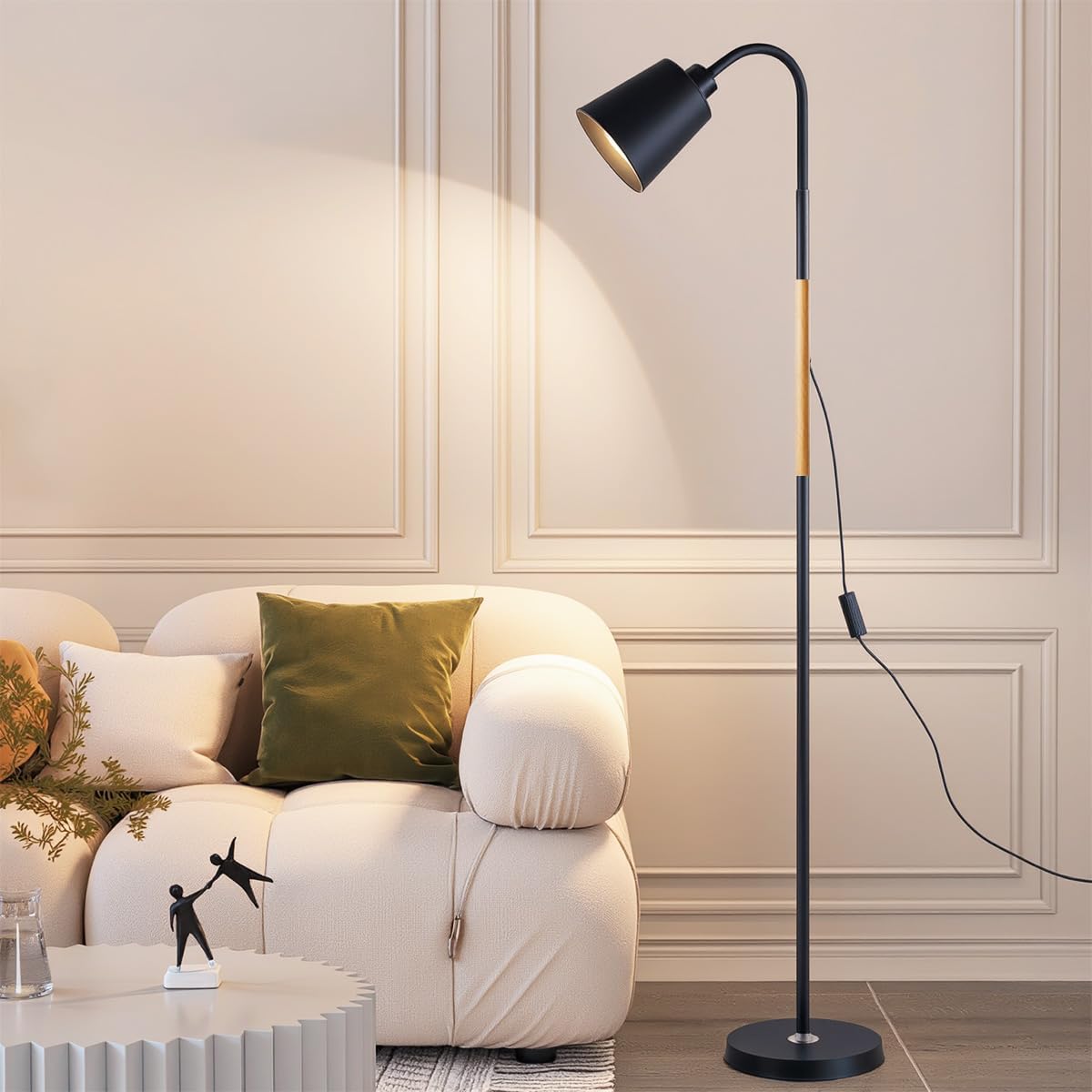 Luminária de Mesa Clássica com Cúpula e Base em Metal — foto 1